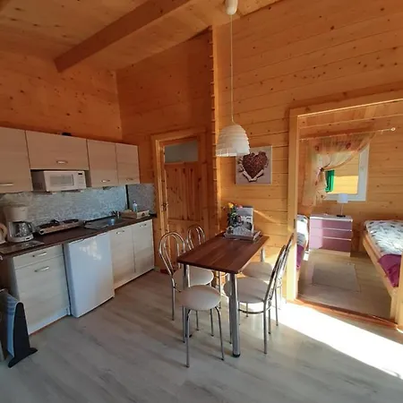 Деревянный коттедж Nad Morzem W Sianozetach Сянозеты