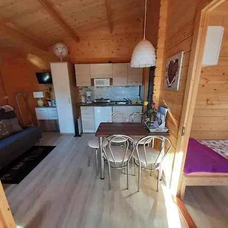 Деревянный коттедж Nad Morzem W Sianozetach *