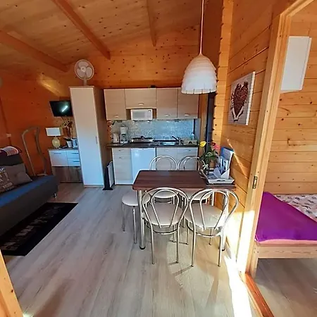 Gerendaház Nad Morzem W Sianozetach