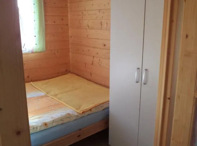 Nad Morzem W Sianozetach ロッジ シャノジェンティ