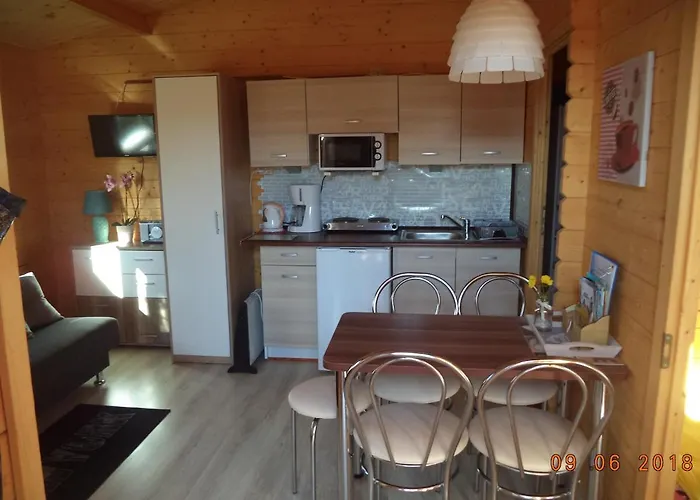 Nad Morzem W Sianozetach ロッジ *