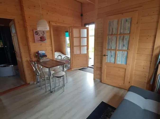 Nad Morzem W Sianozetach ロッジ シャノジェンティ