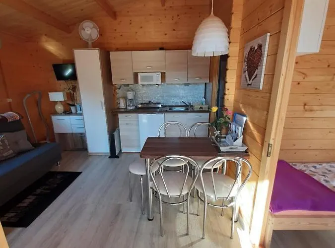 Деревянный коттедж Nad Morzem W Sianozetach *